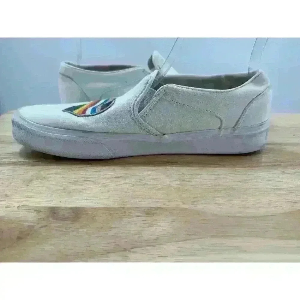 Vans Old School White Slip On Low Top Sneakers w/ Colorful Heart Women's Sz 9.5 - Picture 4 of 9